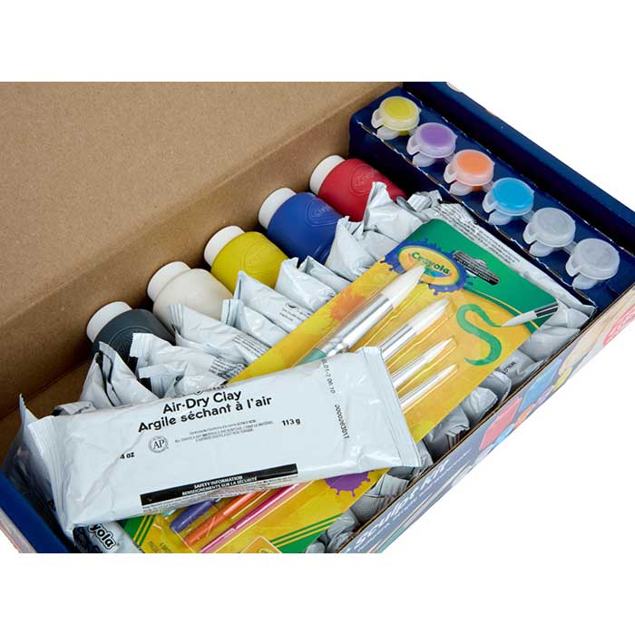 Crayola Paint & Sculpt Deluxe Pack close up of contents.