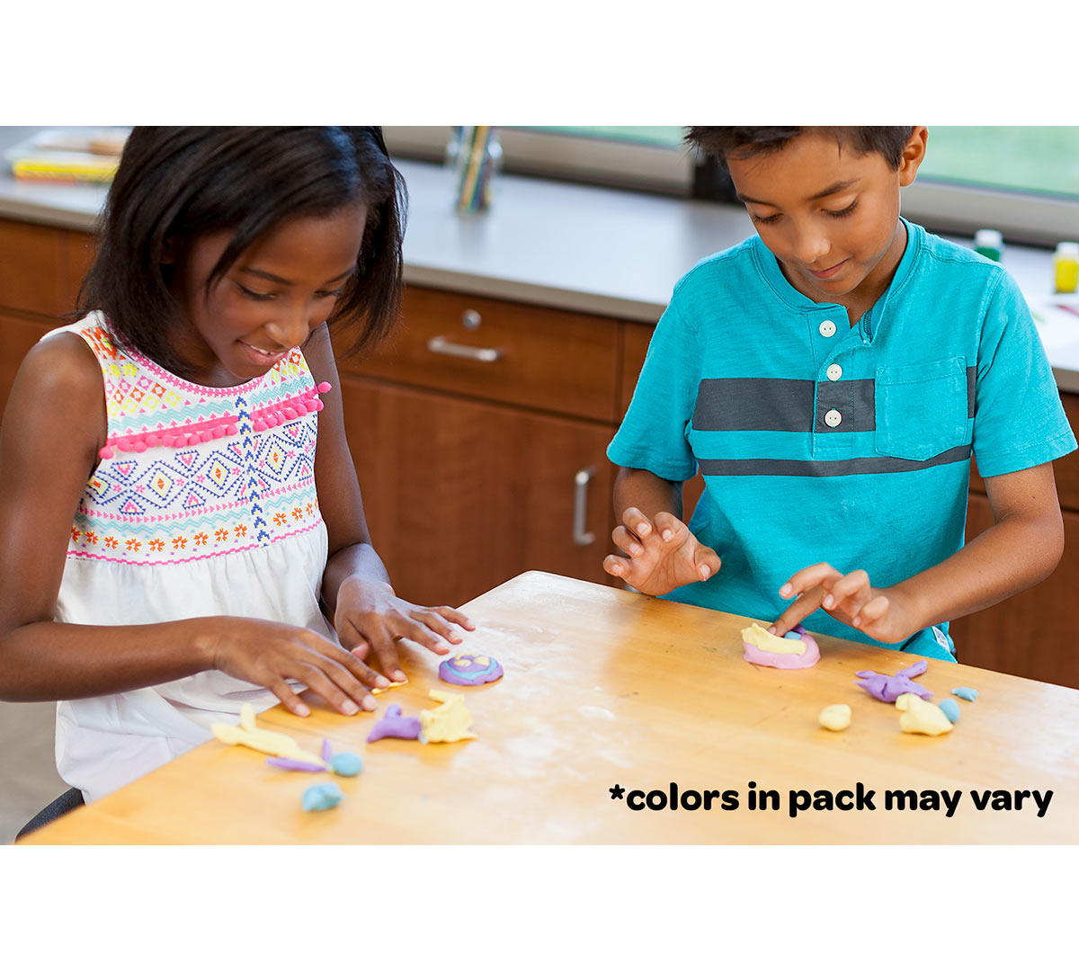 Model Magic 2 lb. Resealable Bucket  Pastels